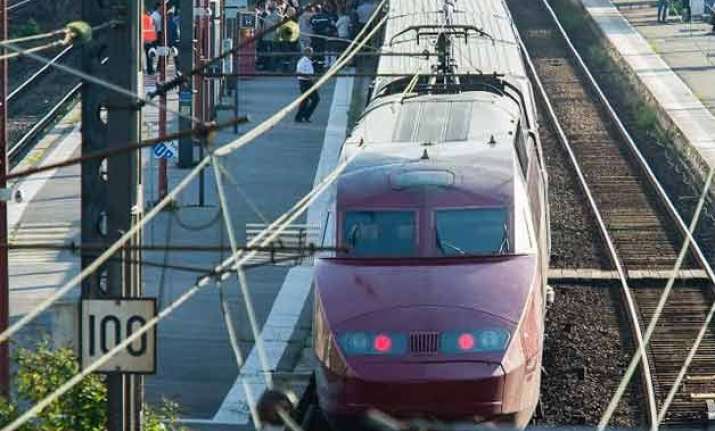3 americans praised for subduing gunman on european train