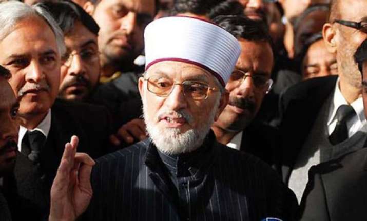 arrest warrant against pakistani leader