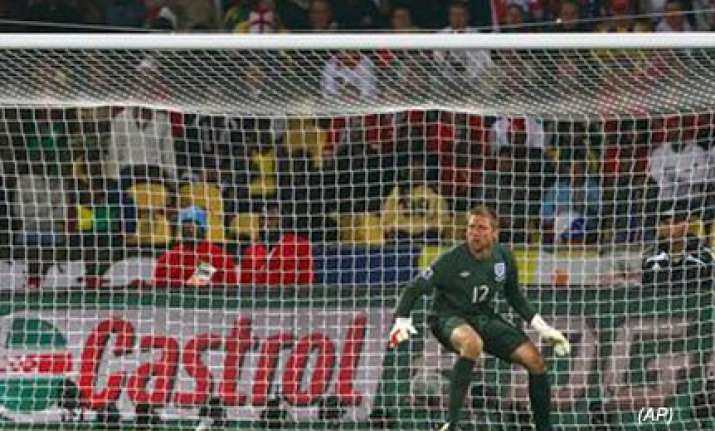 goalkeeper blunder hands us 1 1 draw with england
