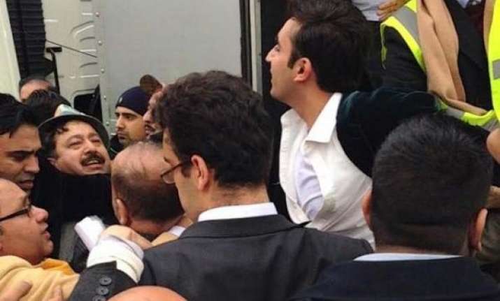 bilawal bhutto attacked during million march
