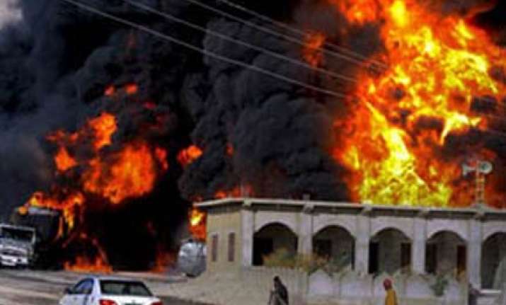 gunmen torch 29 more nato oil tankers in pakistan