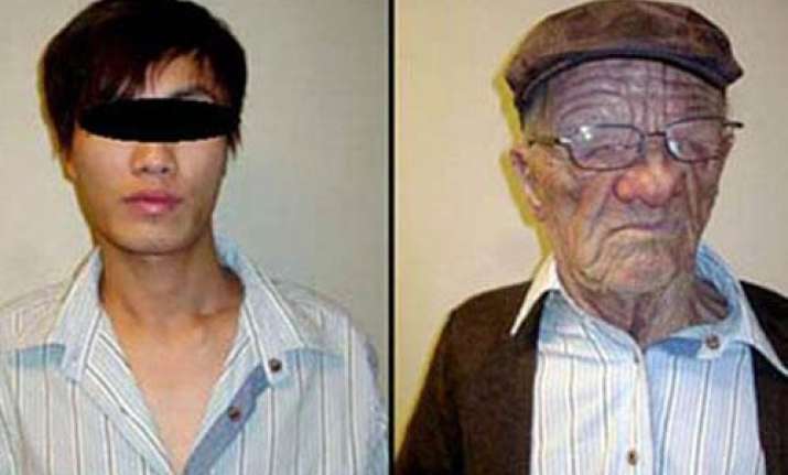 asian man boards flight to canada disguised as old man