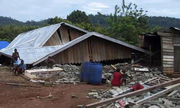 7.2 magnitude earthquake hits indonesia