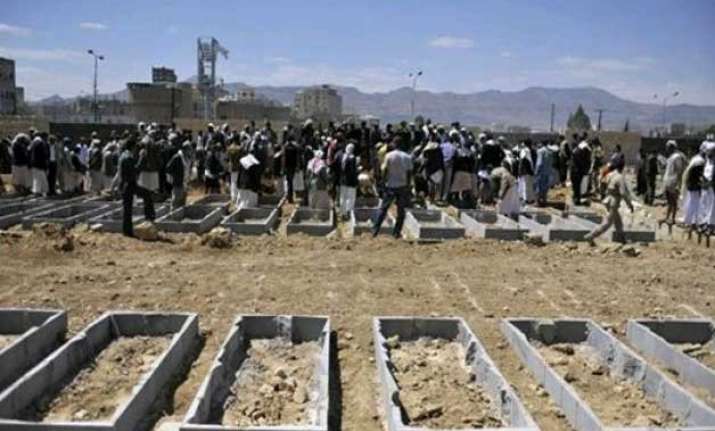 anti houthi coalition takes control of yemen s sea ports