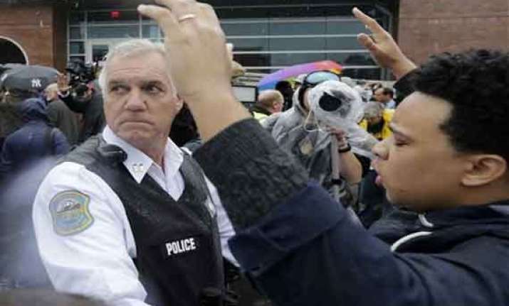 report ferguson officer says he feared for life