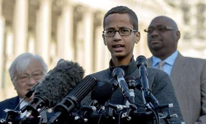 muslim teen arrested in texas for home made clock to study