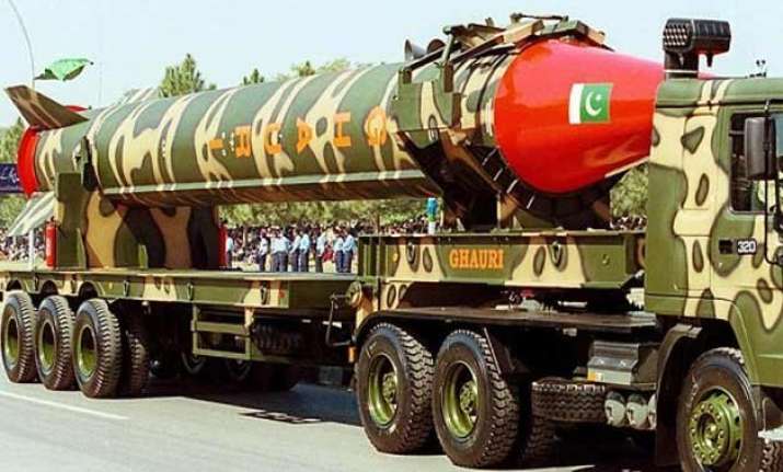 pakistan denies selling nukes to saudi arabia