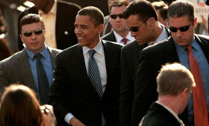 secret service teams arrive cellphone networks to be jammed