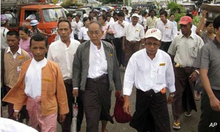 myanmar warns subversives ahead of elections