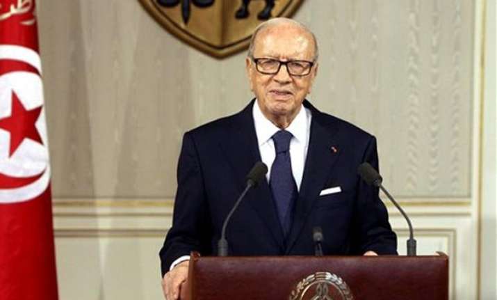 tunisia imposes state of emergency after deadly beach attack