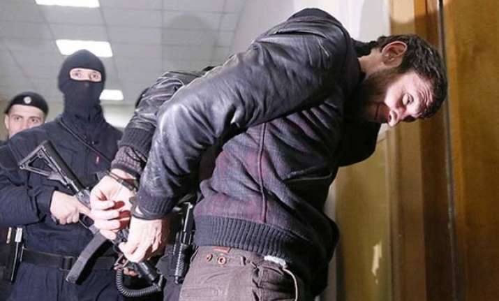 suspect in nemtsov s killing blows himself up court charges