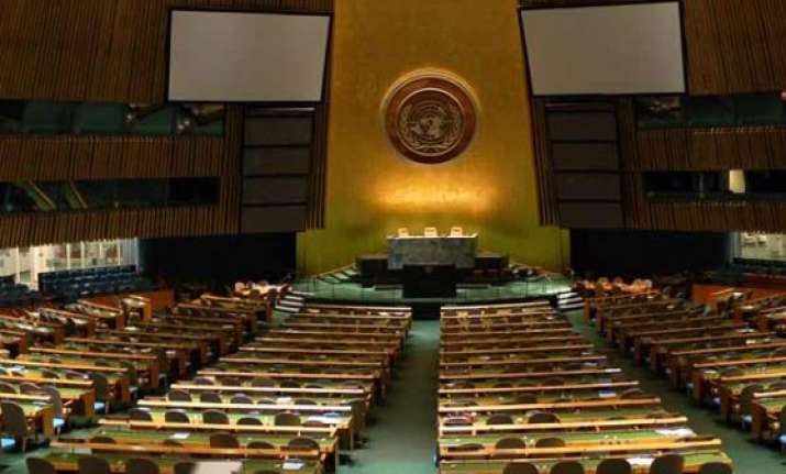 pakistan again raises kashmir in un
