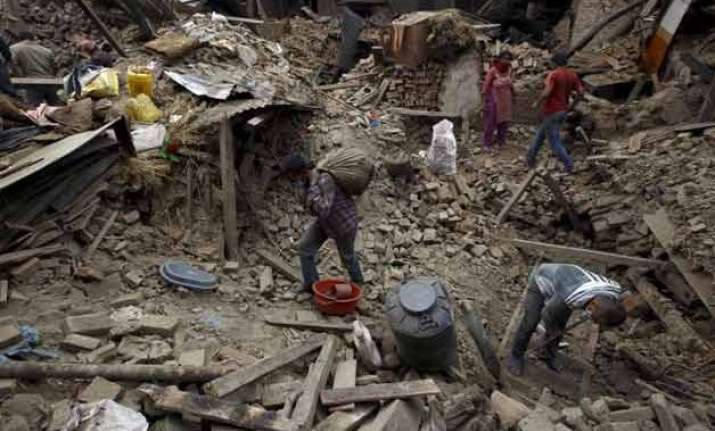 2 fresh tremors felt in nepal toll nears 8 000