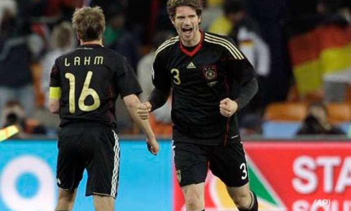 germany beat ghana 1 0 to qualify for knock out phase