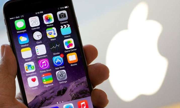 apple must help us hack san bernardino shooter s iphone