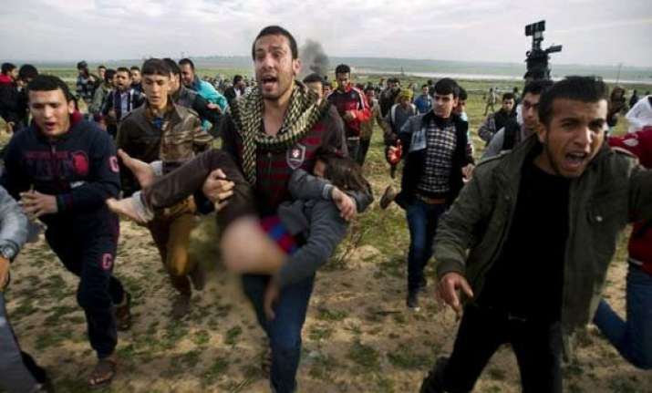 several palestinians hurt in clash with israeli soldiers