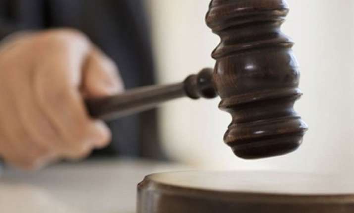 uk court asks pakistan to pay 150 000 pounds to india as