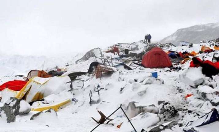 climbers safe on northern slope of mt everest china