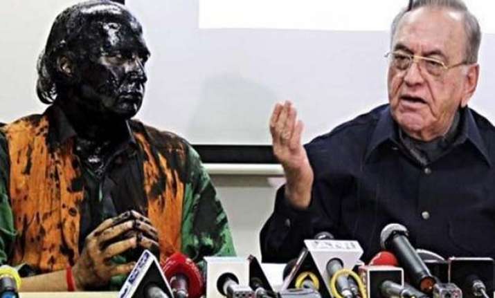pak voices concern over campaign against its prominent