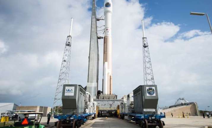 nasa launches 4 spacecraft to solve magnetic mystery