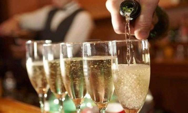 indian wines sparkled at italian show