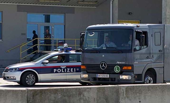 hungary 3 arrested after deaths of 71 migrants in truck