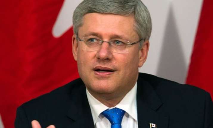 canadian parliament authorizes air strikes in iraq