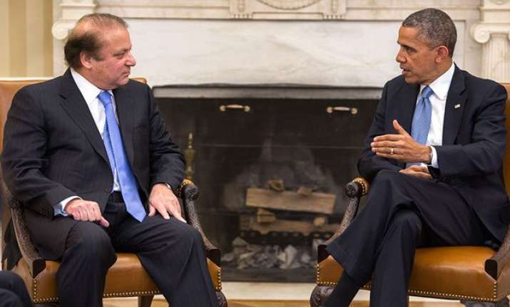barack obama invites nawaz sharif to visit us