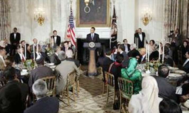 at iftaar party obama supports building of mosque near