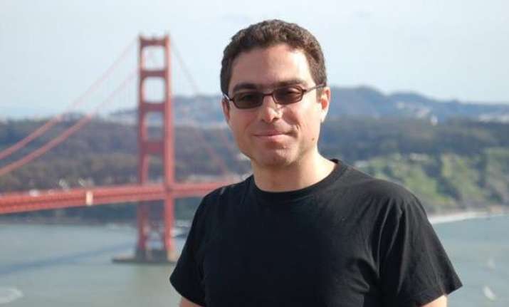 iran arrests 80 yr old father of an american prisoner