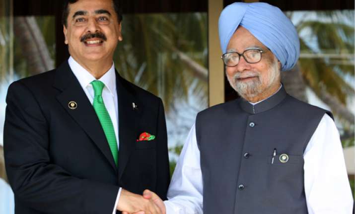 india pak extend deal on cutting risk of nuke weapon