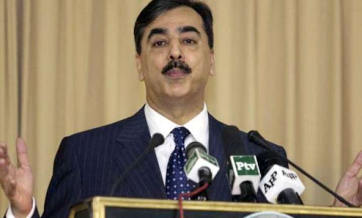 india pak should overcome war phobia says gilani