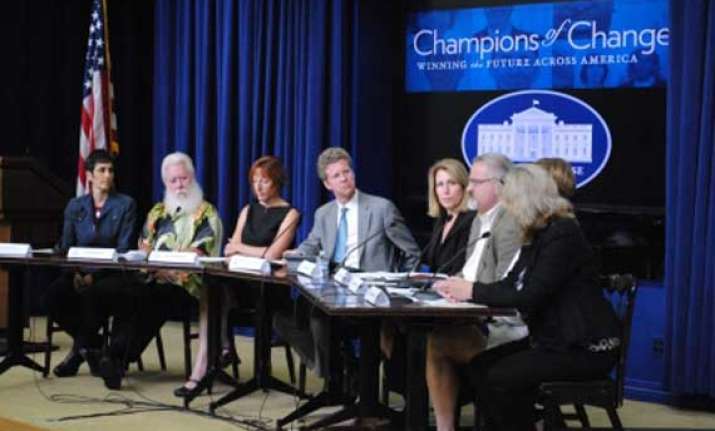 white house hails undocumented delhi girl as champion of