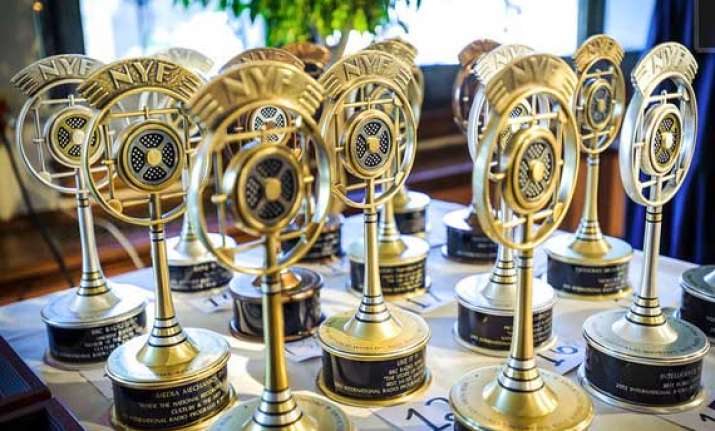 indian origin woman honoured with international radio award