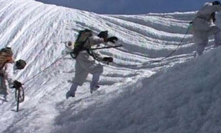 indian defence secretary in pakistan for talks on siachen