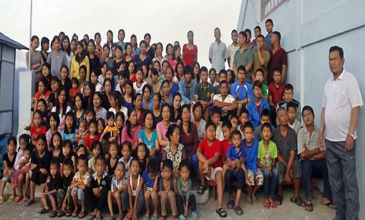 indian mizo with 39 wives 94 kids is strangest story of 2011