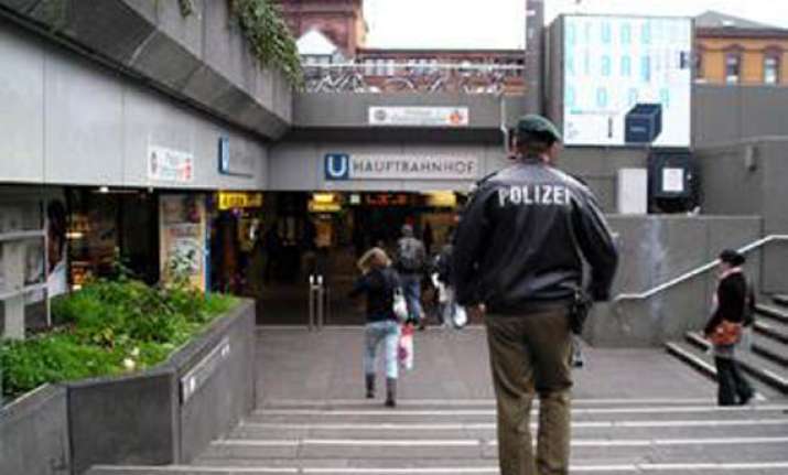 indian student attacked by salafists in germany discharged