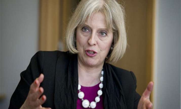 indians pakistanis to pay 4 600 more for british visa