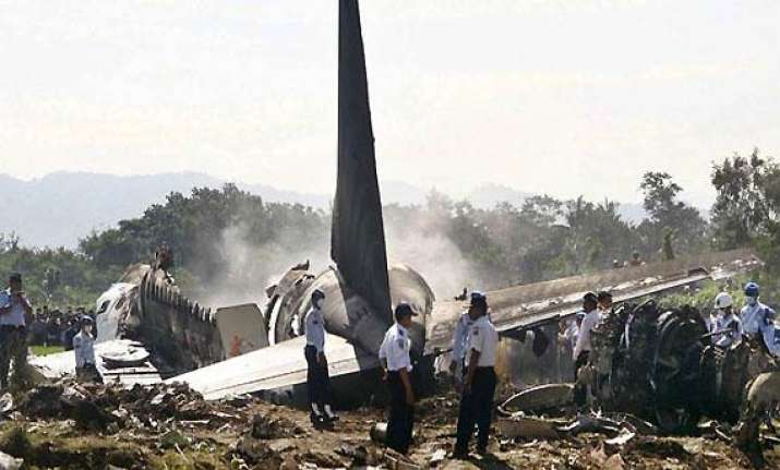 indonesian plane explodes and crashes into sea 25 killed