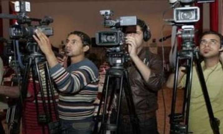 iraq backs off on forcing 44 media outlets closed