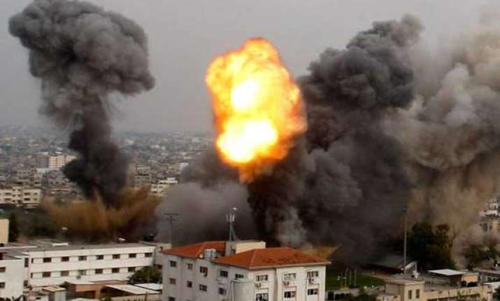 israeli jets bomb gaza death toll reaches 105 in 4 days