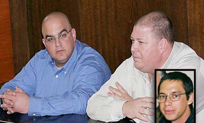israeli pm s son posts anti muslim remarks on facebook