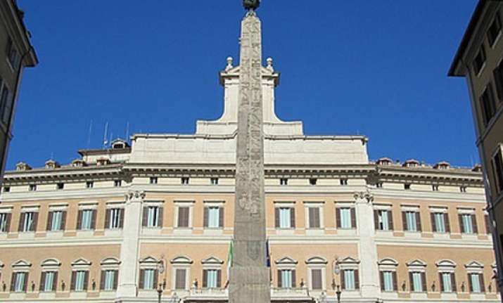 italian parliament dissolved