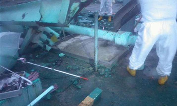 japan nuke crisis crew not told of danger worker
