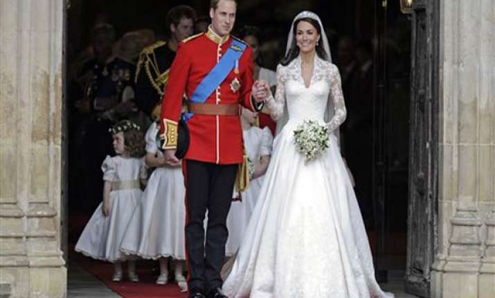kate triumphs in fairytale sarah burton dress