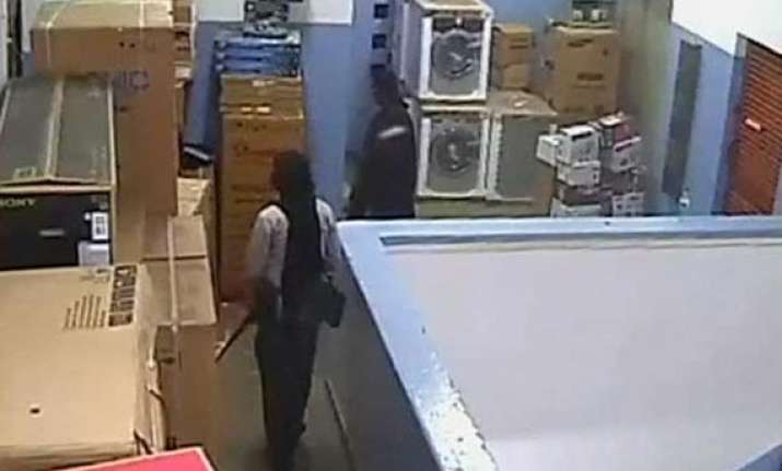kenya mall attack 4 suspects named as probe proceeds