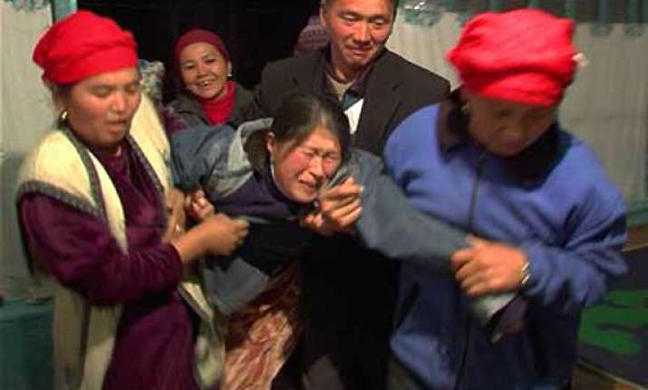 know about bride kidnapping practice in kyrgystan