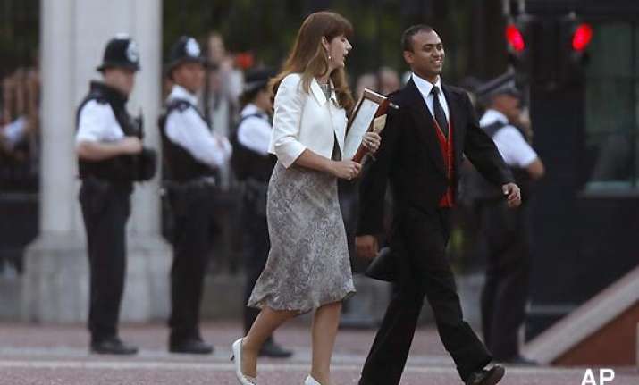 kolkata man announced prince george s birth