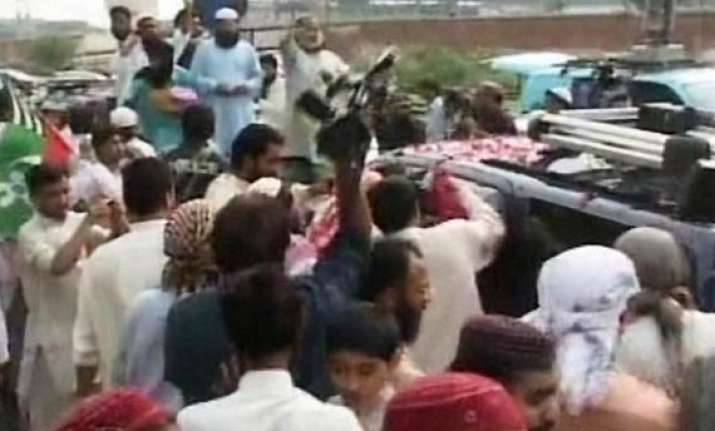 lashkar e jhangvi chief freed on bail after 14 years