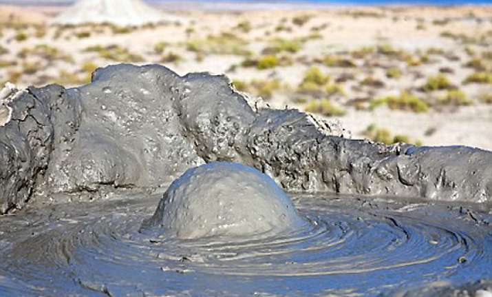 life appeared on earth from mud volcanoes in greenland 3.8